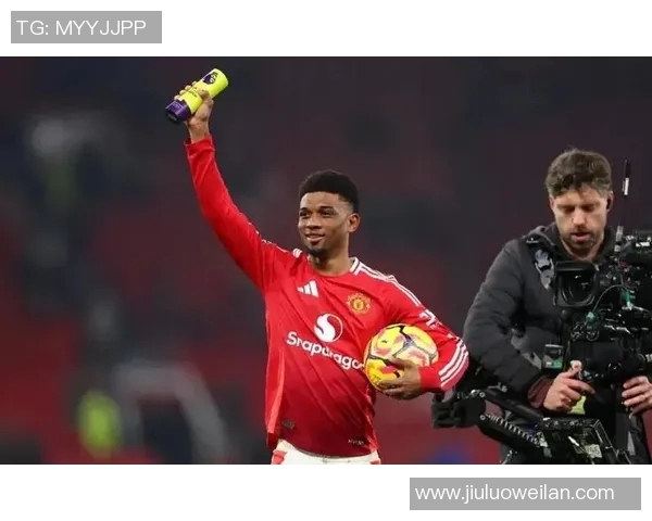 修咸顿主场迎战曼联双方争夺英超积分榜关键战役 修咸顿主场迎战曼联双方争夺英超积分榜关键战役