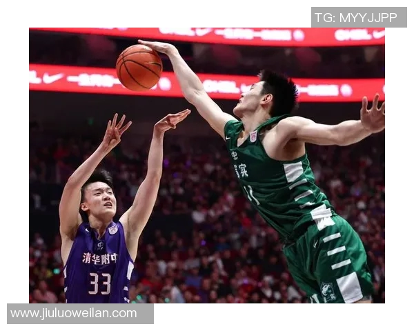 任骏飞领衔广东男篮奋战CBA季后赛展现全能球员风采与团队精神 任骏飞领衔广东男篮奋战CBA季后赛展现全能球员风采与团队精神