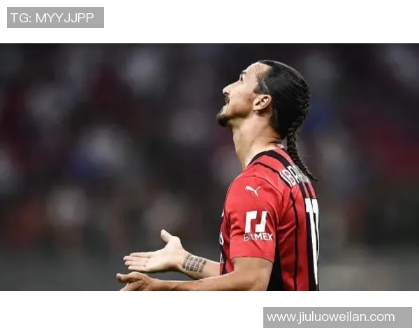 哈维西蒙斯的崛起之路:从天才少年到足球场上的耀眼明星 哈维西蒙斯的崛起之路:从天才少年到足球场上的耀眼明星